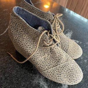 Tom’s Desert Wedge.